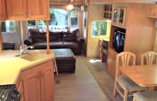 Tranquility by the Creek in 37' Fifth Wheel, 3 Slide Outs, Sleeps 2