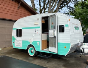 Riverside RV Retro 166