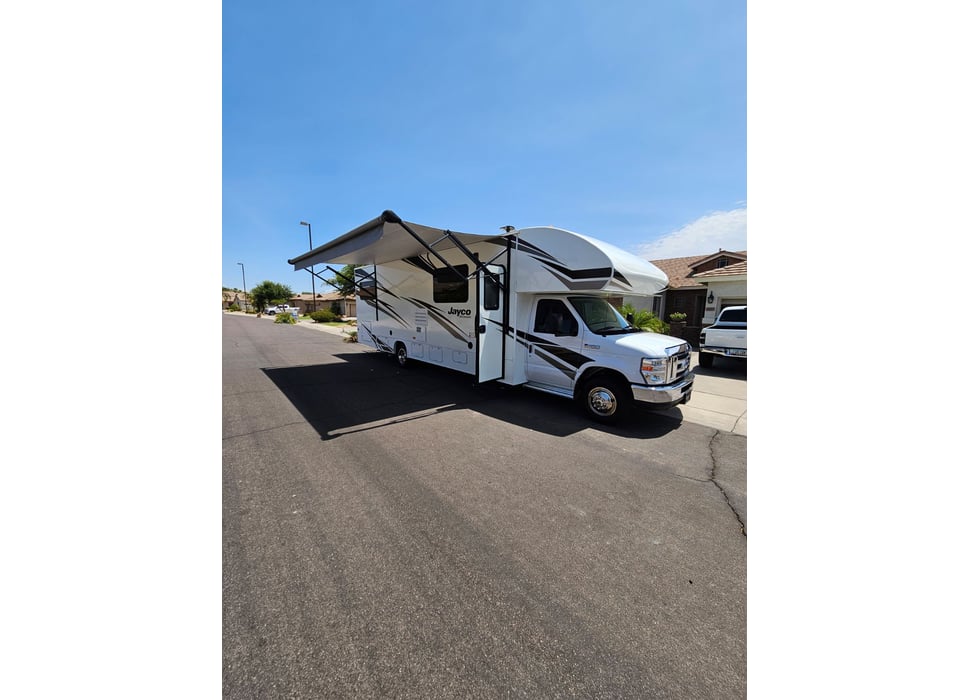 Class C Motor Home rentals in Phoenix