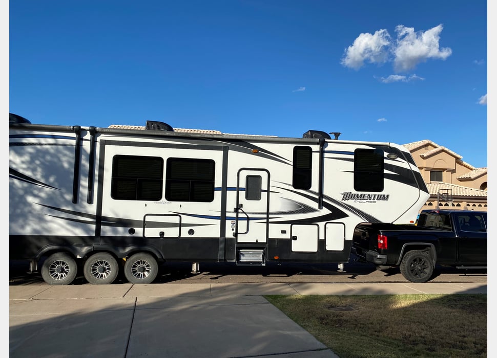 Fifth Wheel rentals in Phoenix