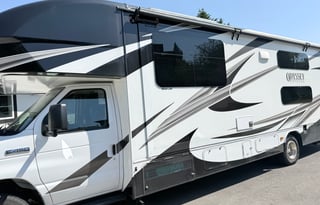 2022 Entegra Odyssey 31F with Double Bunk Beds