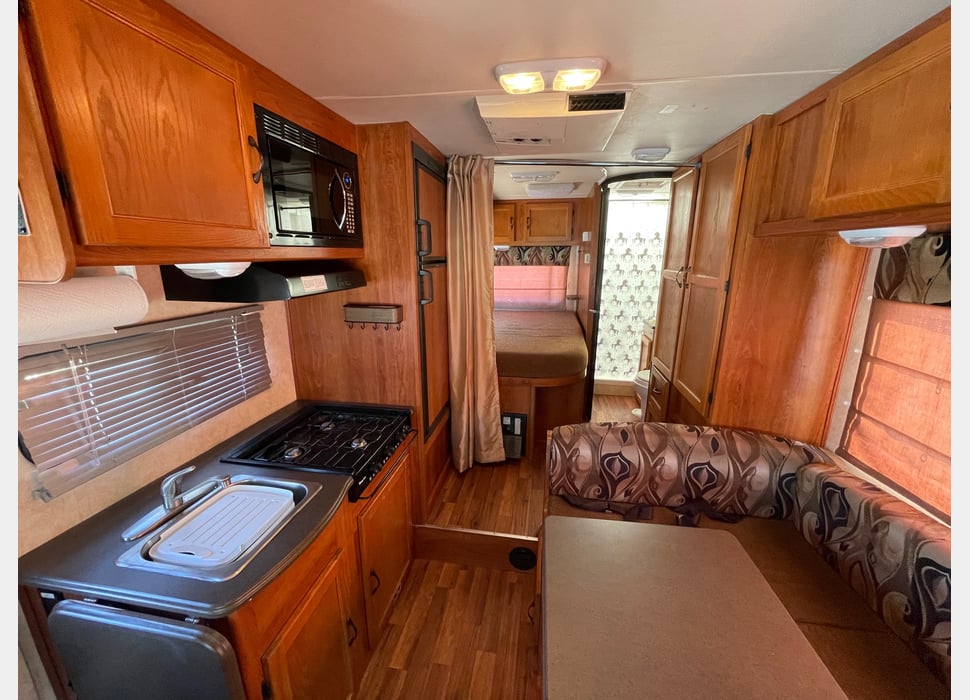 Class C Motor Home rentals in Salinas