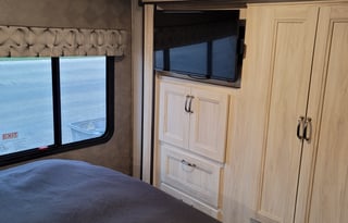 2020 Forest River RV Sunseeker 3270S Ford