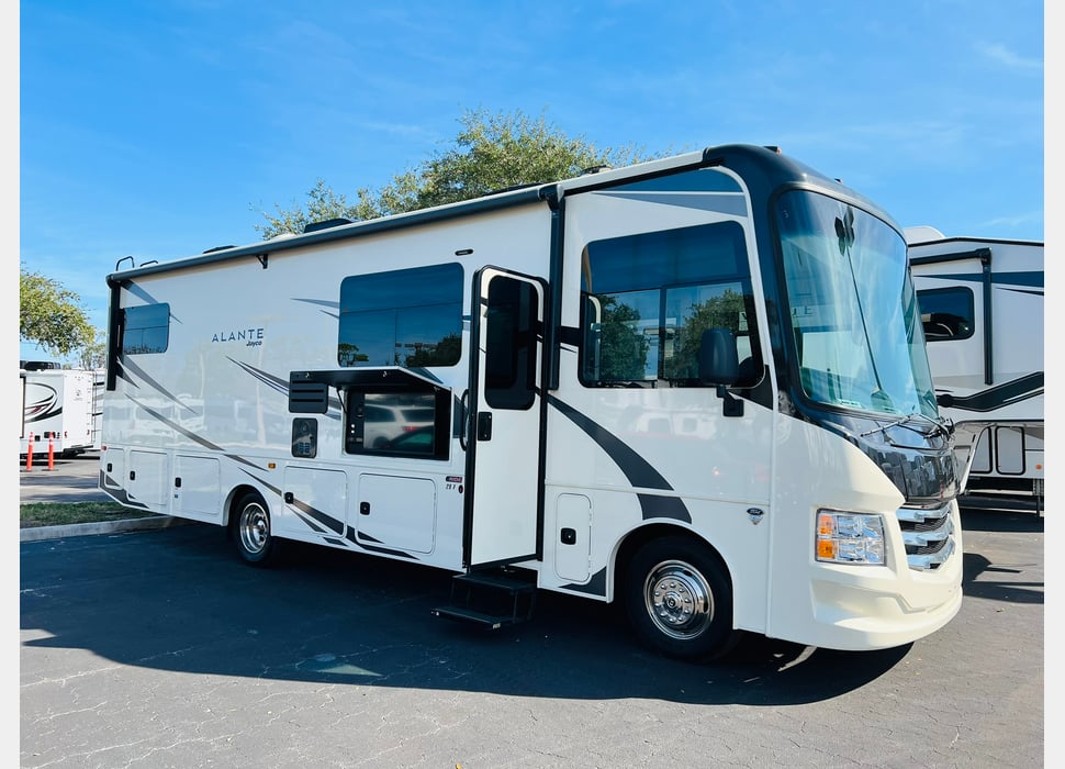 Class A Motor Home rentals in Cape Coral