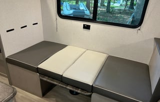 Easy Tow Coachmen Clipper – Ready for Adventure!