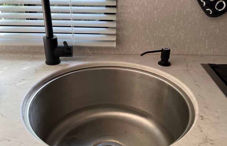 Kitchen sink