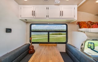 ***JUST RENOVATED RV ***  A Campers Dream!!!