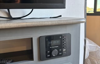 The Cozy Bunkhouse | Sleeps 8 | Delivery + Setup