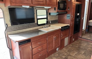 2014 Winnebago Minnie Winnie 31H
