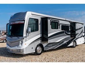 Fleetwood RV Discovery LXE 40M
