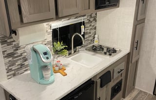 2022 Enlightened Gulf Stream 18BH