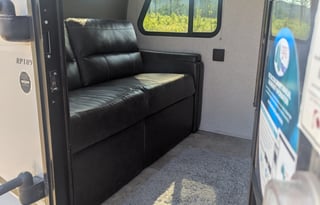 Cozy R-Pod Retreat