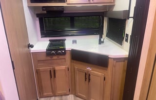 23 Cherokee Grey Wolf - Black Label Travel Trailer