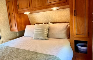 2010 Coachmen RV Catalina 32BHDS