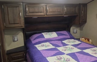 Reflection bunkhouse model