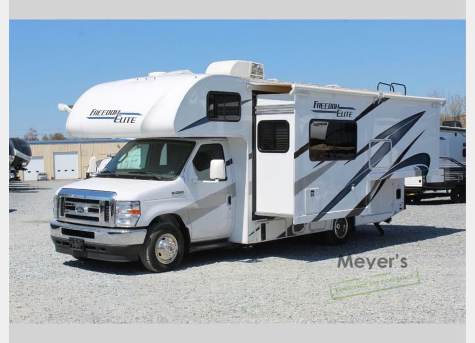 Class C Motor Home rentals in Catalina