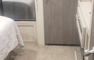 2022 Coachmen Legacy Edition 37 ft 303RKDS