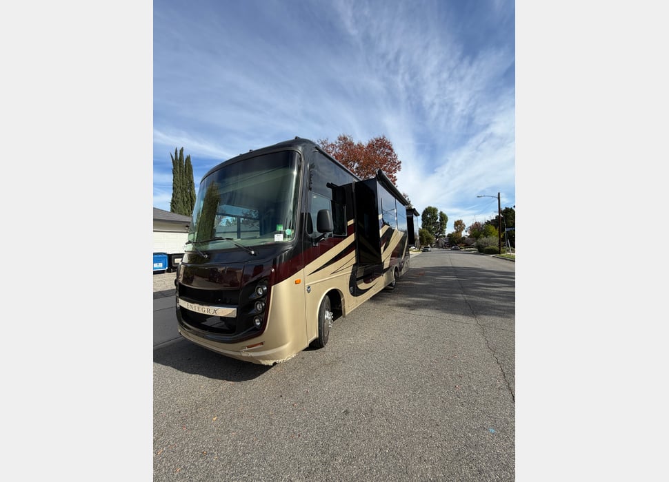 Class A Motor Home rentals in Los Angeles