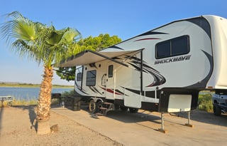 Shockwave in the Sand – Desert Escape for 6