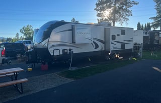 2022 Keystone RV Cougar Half-Ton 29RLSWE