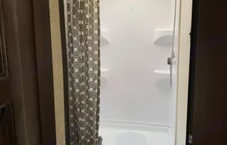 Family approved 1/2-ton towable Jayco w/bunks