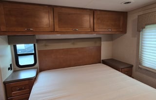 Family Road Trip RV | Sleeps 10 & Pet Friendly