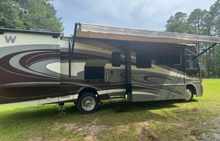2014 Winnebago Sightseer 33C