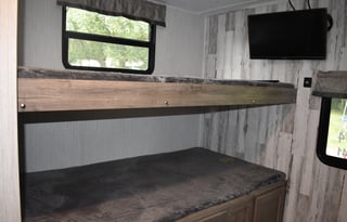 FAMILY FRIENDLY! 2021 Puma - 2br/2bath