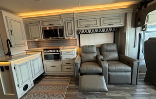 The Fabulous Farmhouse