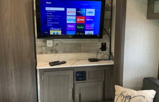 Cozy Getaway - 2021 Dutchmen RV Kodiak Cub 185MB