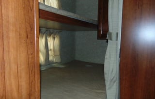 2013 Prime Time RV Avenger 26BH