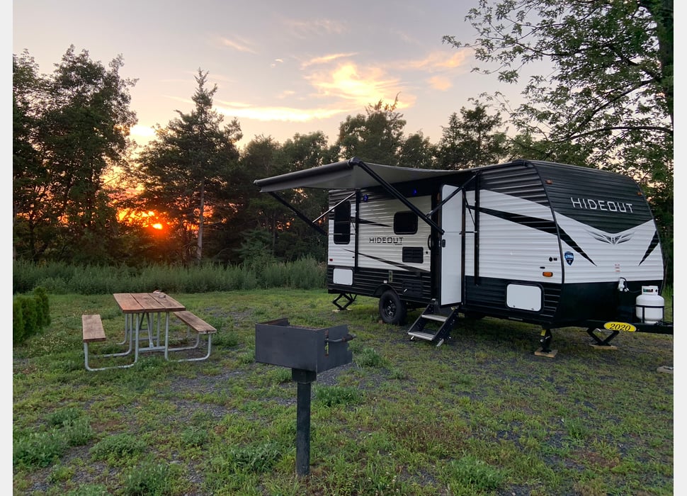 Travel Trailer rentals in Elkton