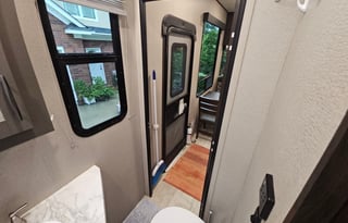 2022 Grand Design Momentum G-Class 30G