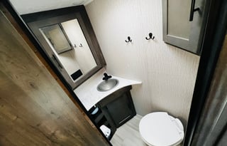 2023 Coachmen Leprechaun