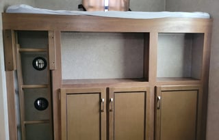 Mojo's 2017 Coachmen Catalina