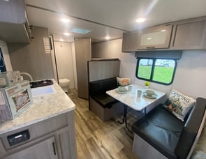 Dutchmen RV Coleman 17B