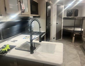 Forest River RV FOREST RIVER WILDWOOD 26DUBUDX