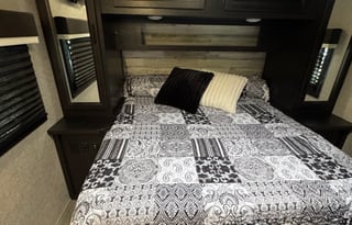 2022 Jayco Jayfether 25RB Perfect for Couples