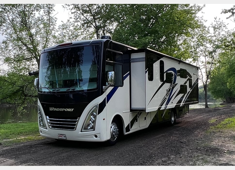 Class A Motor Home rentals in Rockford
