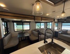 Keystone RV Outback 328RL