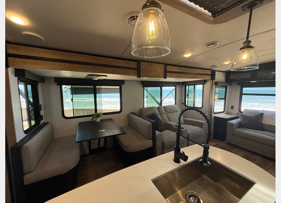 Travel Trailer rentals in Santa Barbara