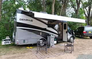 Daniel’s Family & Pet Friendly Thor Gemini AWD23TW