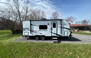 2024 Starcraft 24ft. Traveltrailer- Jeep available
