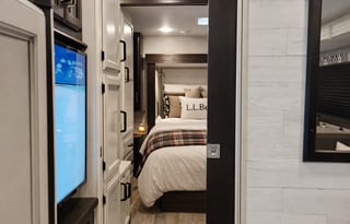 Cozy Cruiser or Lakeside Retreat