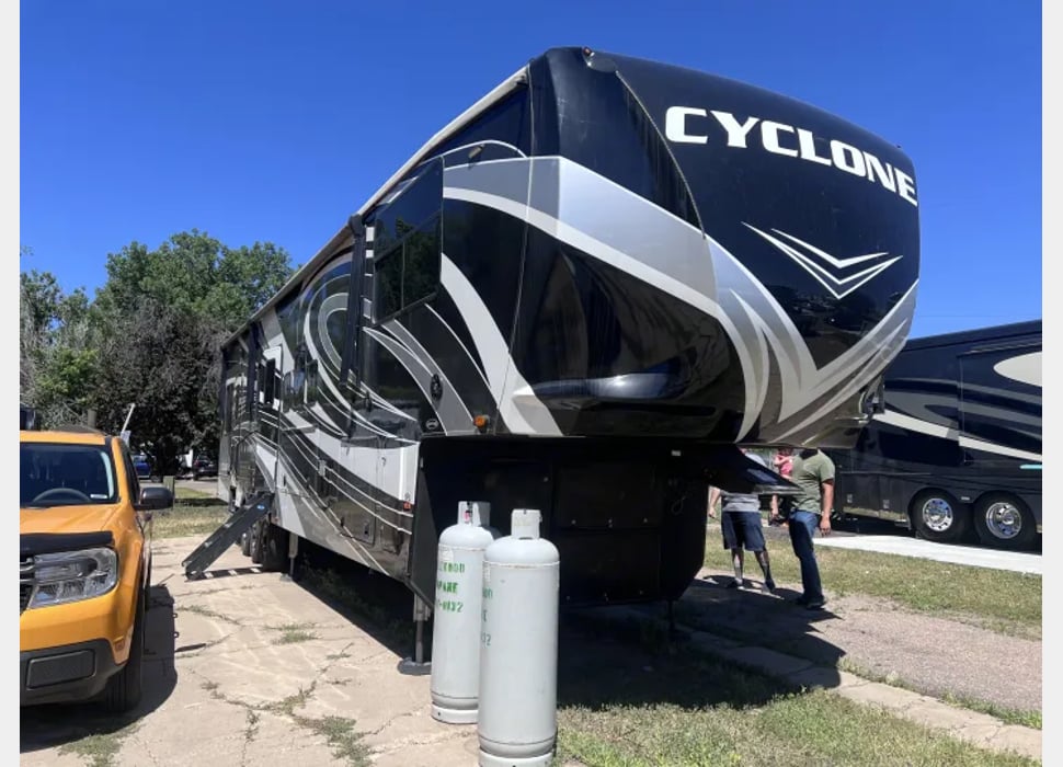 Fifth Wheel rentals in Salt Lake City