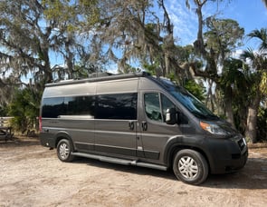 Thor Motor Coach Sequence 20L