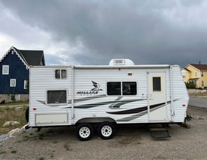 Fleetwood RV Axon 25S