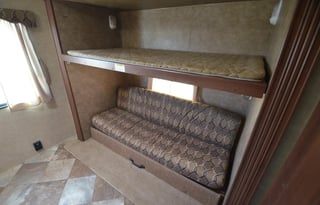 2014 CrossRoads RV Zinger ZF31BH *DELIVERY ONLY*