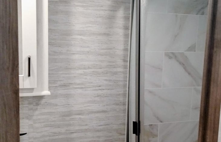 shower for 6 foot plus tall people