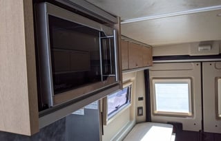 "Rovenn" Class B Campervan w/Loft (sleeps 4)